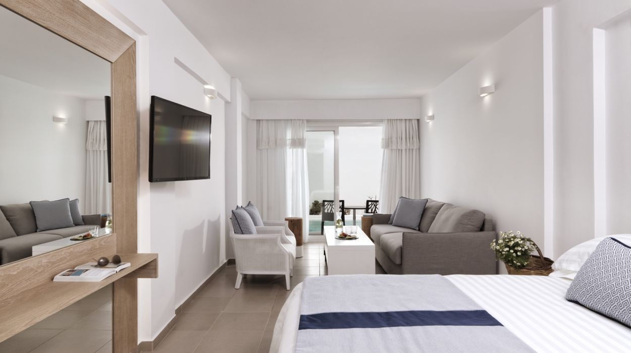 Aressana Spa Hotel & Suites